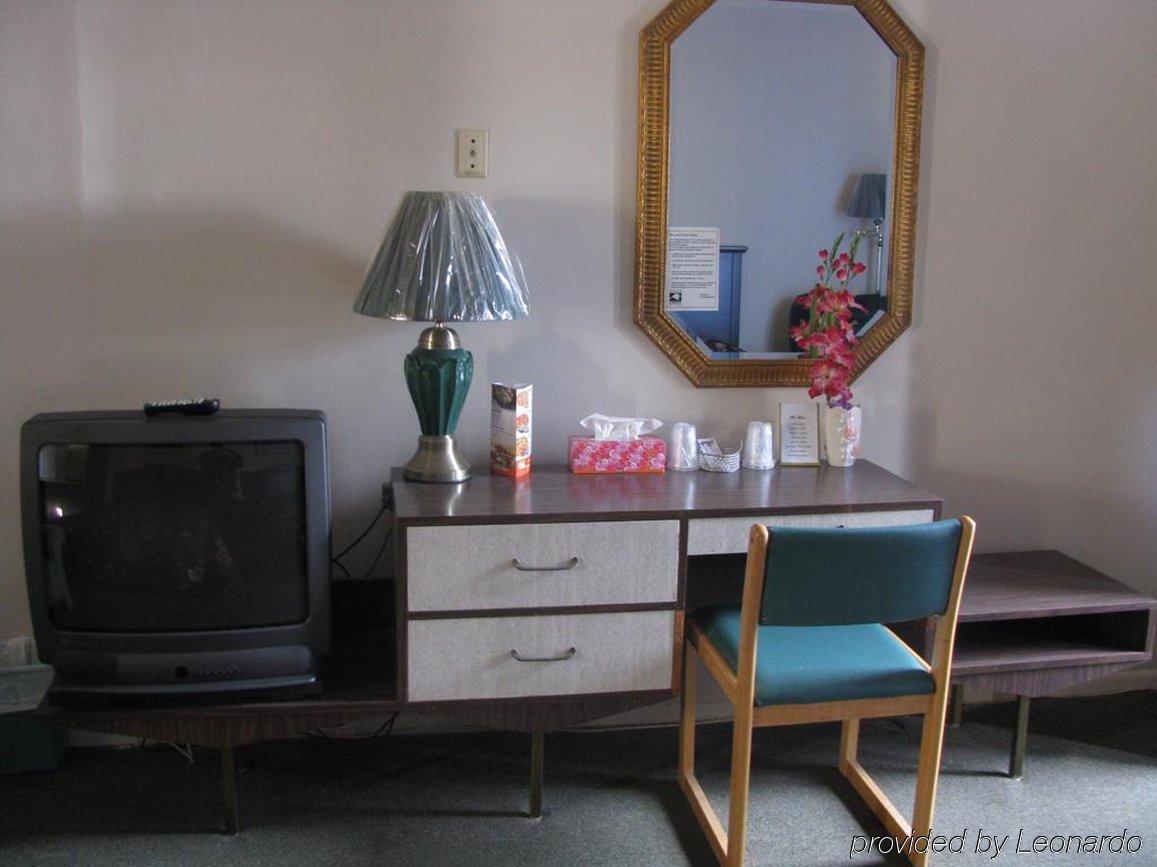 Chipican Motel Сарния Номер фото
